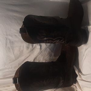 Justin cowboy boots brown size 10.5